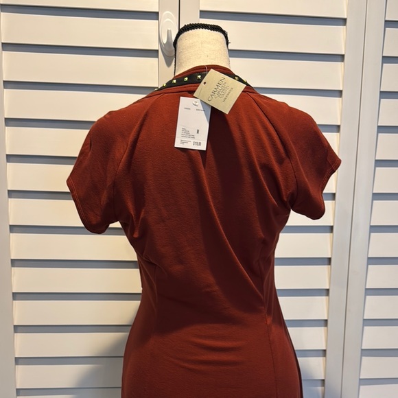 Carmen Marc Valvo NWT V-Neck with gold studs and Leather trim Midi Dress. - Picture 5 of 10